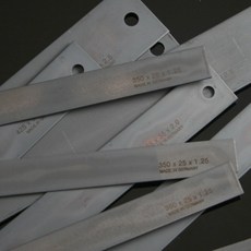 독일제 하이스강 열처리판 350 x 25 x 1.25T 고경도 회칼 끌 조각도 칼날 톱날 성형칼 제작