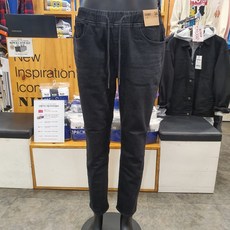 6afd54005b71d3137ce86e07fa19a0794c85aa5a822f5c6aa59c44bb25a1.jpg