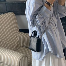 쿠보 여성 미니 크로스백 실버 체인 핸드폰가방 스퀘어백
