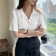 트렌디한 티셔츠