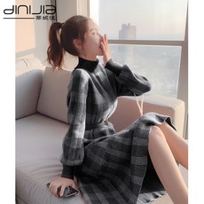b0b908265f692fa9ee28c1b8eef312c25e4bd882e9d229cc3edf3ae5addb.jpg