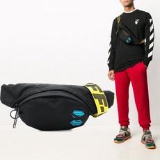오프화이트 20FW 패치 나일론 힙색/벨트백 OMNA110E20FAB001 1000