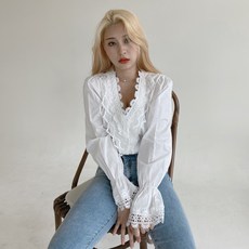 레이스 버블 브이넥 블라우스 2 color