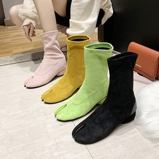 c4d818e5468c43d02ab9e801a62e3f7f44de5d8a776b74fb43b7f09afbf5.jpg