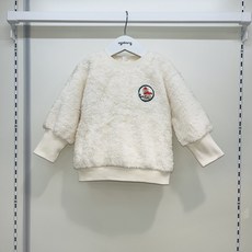 아가방(야탑점) 50%SALE 부드러운 원단에 겨울 뽀글이 맨투맨 티셔츠입니다~