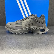 아디다스아디매틱