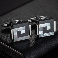 넥타이핀영화