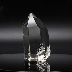 수정원석육각기둥