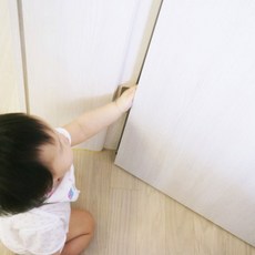 4세손가락빠는
