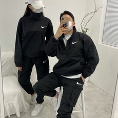 나이키아노락세트