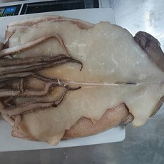 935b2a4acbf0a77f004974f38f73d065b9eb63a1e7291c551b764df723e2.jpg