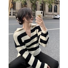 POLO 넥 숓 인조 토끼털 숏 스웨터