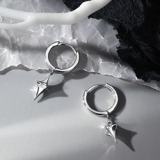 골든듀화이트블룸귀걸이