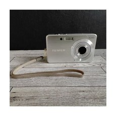 Fujifilm FinePix J10 8.2MP 디지털 카메라 실버배터리 충전기 1GB SD 카드