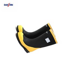 d64702d9266252fef4ec7c719dd480571e4d2323928aadd3113ba1bec400.jpg