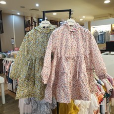 페리미츠 20신상 엘로우 잔꽃 레인코트 2021a861 NC엑스코점