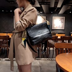 29001bdd6a3e7b34cdbbb8ff60e76f68620151abe10c4f7558932310c4d3.jpg