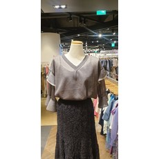 뉴코아강남오즈세컨 브이넥러플니트O21j7kto702w