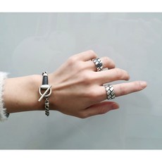 명품스타일 큐고리 웨이브 체인팔찌 [ silver925 ]