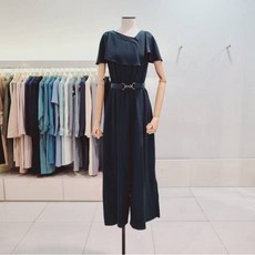 지고트점프슈트