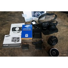 삼성 NX1000 미러리스 디지털 카메라 20-50mm 렌즈 20.3MP (블랙), 단일옵션