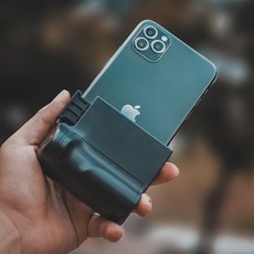 4b33315ab2ed1d98611d6fdd03502bd1f476e54f49376ec19b5f0f1251e7.jpg