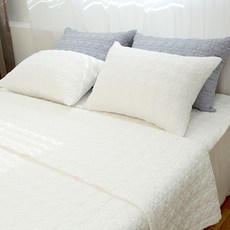 80db597bd7fca64ac038113424be0a7fb37fc4c1942dfd6f2a798b1998b7.jpg