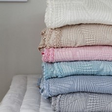 ba0b7ae1c27f0af84e23ff158081a811664252ee666d0b6f194a78f65232.jpg
