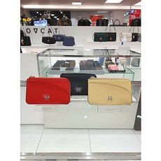 aab52f06eae5c246b5ab774801f4c51feefad270b64875ee0c43b5801bac.jpg