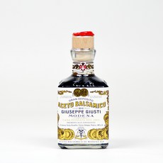 주세페 주스티 발사믹식초 일 클라시코 주스티 250ml 2메달 8년산 모데나 발사믹 풍미 식초 스테이크 생선 파스타 샐러드 고기 치즈 아이스크림 드레싱 리조또 디저트, 1개