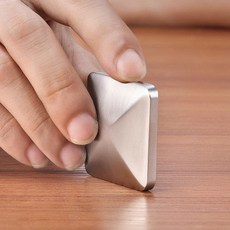 54061f2e7375060657de4299d114a674bb67d276483ccfe041d0dc98887f.jpg