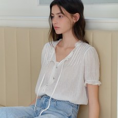 [3차 78 2차 71 예약배송] 아워코모스 comos 1183 pintuck lace blouse (ivory)