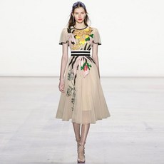 9d3b9591905355471645b25be3e79d15eccc91449aed2bd32dfc201d5f49.jpg