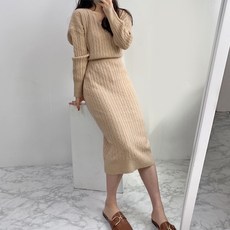 f24d023ee27fa7bb1f6a9c63f8d6016f9f739232c7bfb39f2e7045fcc49f.jpg