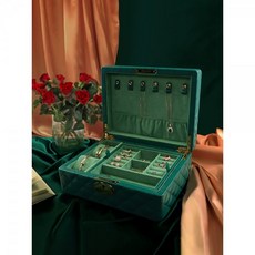 8162e061bf0ef0da5c30726870bf5231c98b068990a92aa8e720f0ae38d9.jpg