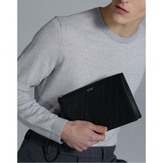 질스튜어트 악세서리 남성 20SS [KARAT] 블랙 음각패턴 클래식 클러치백 JUWA0E391BK