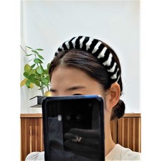 f173deb12daa1042b3c409c56cec8f9738a618c77e688ab247a251e71bfd.jpg