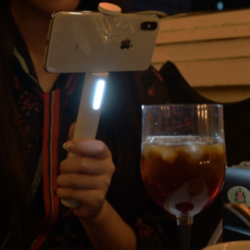 에어숨 SMART LED 셀피스틱, 화이트