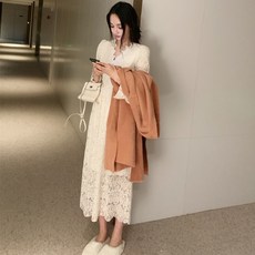니니 같은스타일 프렌치 볼륨 화이트 레이스 펀칭 원피스 긴팔 하이웨스트 하프기장 이너 여성 겨울 가을 속치마
