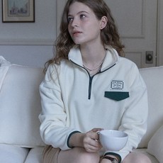 아워호프 Comfy Fleece Half zip up - Ivory