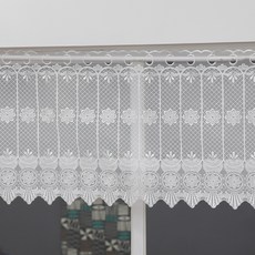 작은창문레이스커튼