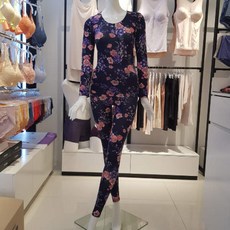 [현대백화점]비비안 LG9133S NAVY 텐셀 소재 꽃나염 여성 내의 세트