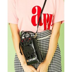 질스튜어트 악세서리 20FW [PAPER BAG] 블랙 유광 가죽 하리보 젤리 패턴 크로스백 JABA0F999BK
