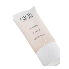 디올 디올스노우 유브이 쉴드 톤업 DiorSnow UV Shield tone up