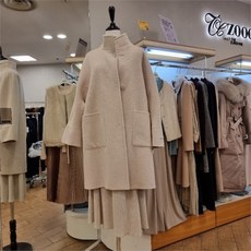 0062ff941165d9b76fd4b670bb8d90ebac81624ad579d4ec1e375b2b5d08.jpg