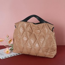 여성 패딩 숄더백