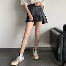 673398a4630ffcbfe52604d413327fa6e778393d5aff1ff0c5cdaaec48e3.jpg