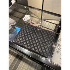 bca918a6f071d7315a55238441e8563061445e9e1755d9ee5c23d42c2d1d.jpg