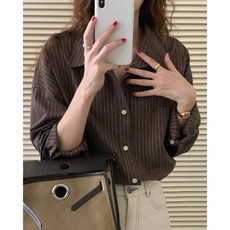 봄과 가을 새로운 레트로 한국 줄무늬 셔츠 여성 디자인 틈새 바닥 셔츠 단순 캐주얼 게으른 탑