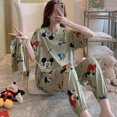 b51896856278674dad0ce69711d8c8263fcc52cc6fec05d9aadec981af26.jpg